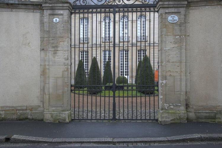 Heritage Apartment In Bayeux Near Museum Of Art Exterior photo